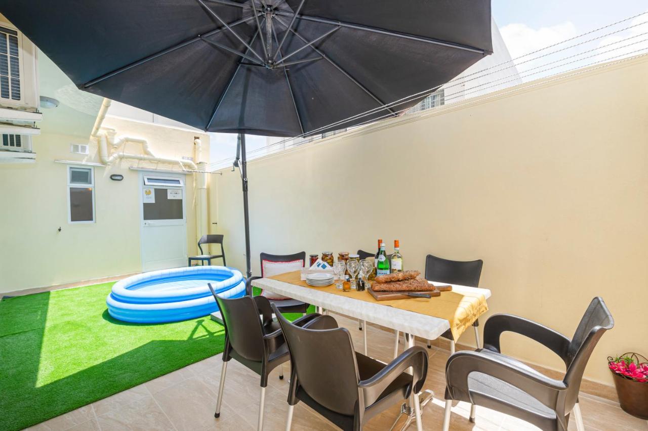 Summer Breeze 3 Bedroom Family Maisonette With Sunny Terrace In - By Getawaysmalta Lägenhet Mellieħa